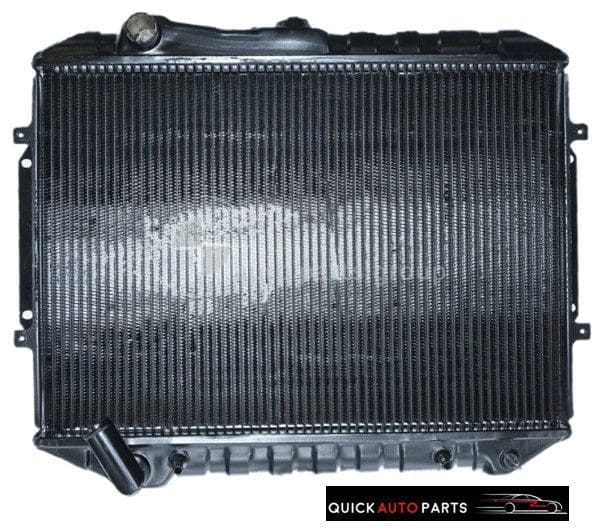 Radiator for Mitsubishi Pajero NJ 3.0L Petrol Auto
