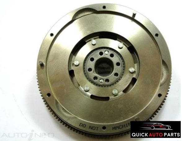 Clutch Kit inc Dual Mass Flywheel for Holden Commodore VT 3.8L Petrol